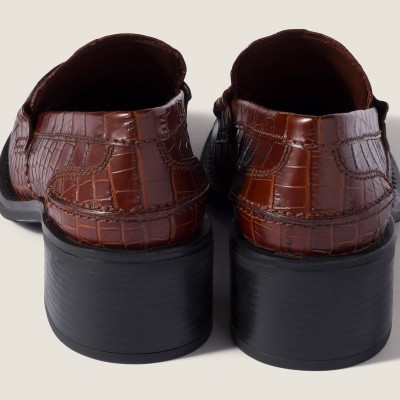 Miu Miu Crocodile Embossed Calfskin Loafers Oak MM261315