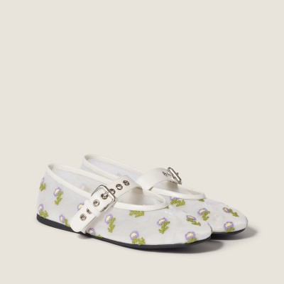 Miu Miu Embroidered Mesh Ballerinas White MM261058 Miu Miu Embroidered Mesh Ballerinas White MM261058