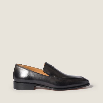 Miu Miu Leather Loafers Black MM261108