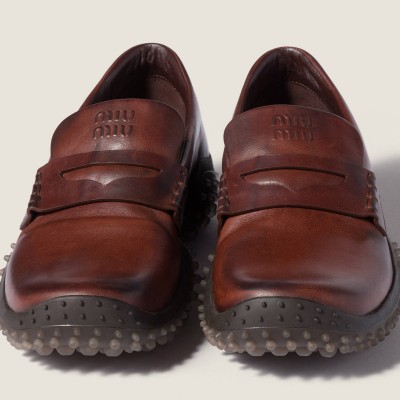 Miu Miu Leather Loafers Coffee MM261330