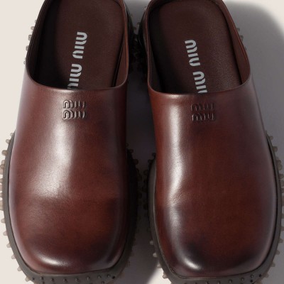 Miu Miu Leather Mules Coffee MM261333 Miu Miu Leather Mules Coffee MM261333