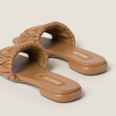 Miu Miu Matelasse Nappa Leather Slides Caramel MM261208 Miu Miu Matelasse Nappa Leather Slides Caramel MM261208