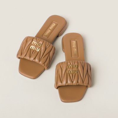 Miu Miu Matelasse Nappa Leather Slides Caramel MM261208 Miu Miu Matelasse Nappa Leather Slides Caramel MM261208