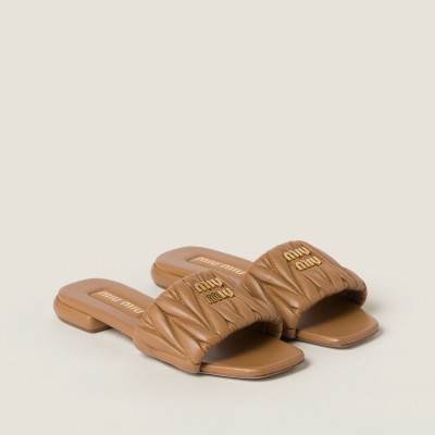 Miu Miu Matelasse Nappa Leather Slides Caramel MM261208 Miu Miu Matelasse Nappa Leather Slides Caramel MM261208