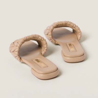 Miu Miu Matelasse Nappa Leather Slides Sand Beige MM261210 Miu Miu Matelasse Nappa Leather Slides Sand Beige MM261210