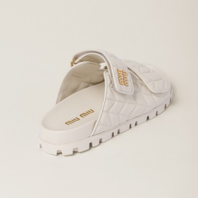 Miu Miu Matelasse Nappa Leather Slides White MM261215 Miu Miu Matelasse Nappa Leather Slides White MM261215