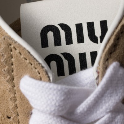 Miu Miu Plume Suede Sneakers Desert Beige MM261240 Miu Miu Plume Suede Sneakers Desert Beige MM261240