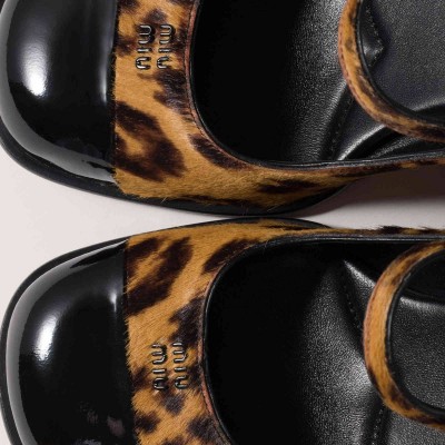 Miu Miu Printed Leather Pumps Honey Black MM261340