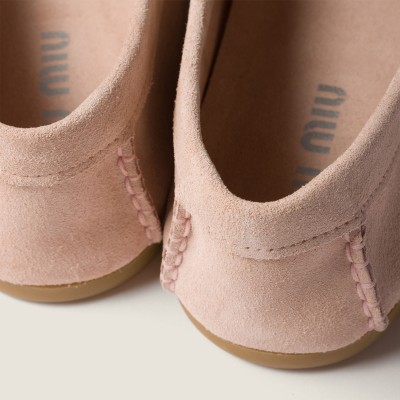 Miu Miu Suede Deck Loafers Peach MM261081 Miu Miu Suede Deck Loafers Peach MM261081
