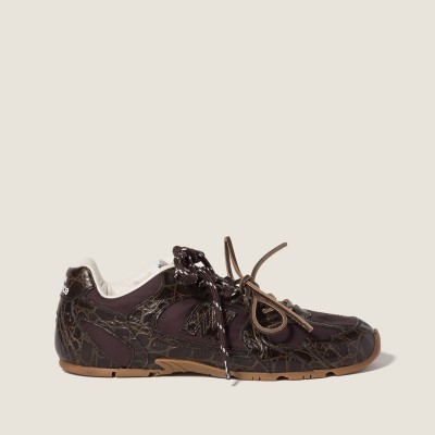 New Balance X Miu Miu 530 Sl Crocodile Embossed Calfskin And Technical Fabric Sneakers Dark Brown MM261335 New Balance X Miu Miu 530 Sl Crocodile Embossed Calfskin And Technical Fabric Sneakers Dark Brown MM261335