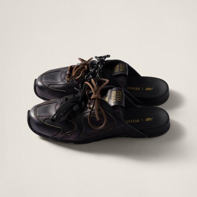 New Balance X Miu Miu 530 Sl Deco Calf Leather Mules Black MM261125 New Balance X Miu Miu 530 Sl Deco Calf Leather Mules Black MM261125