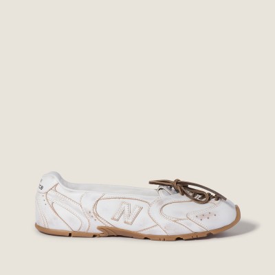 New Balance X Miu Miu 530 Sl Deco' Leather Ballerinas White MM261337 New Balance X Miu Miu 530 Sl Deco' Leather Ballerinas White MM261337