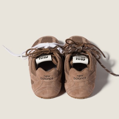 New Balance X Miu Miu 530 Sl Suede And Mesh Sneakers Hazelnut MM261132 New Balance X Miu Miu 530 Sl Suede And Mesh Sneakers Hazelnut MM261132