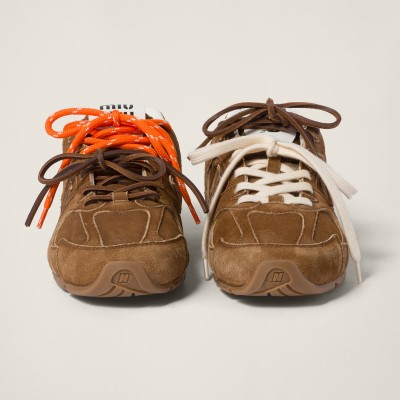 New Balance X Miu Miu 530 Sl Suede Sneakers Cinnamon MM261136 New Balance X Miu Miu 530 Sl Suede Sneakers Cinnamon MM261136