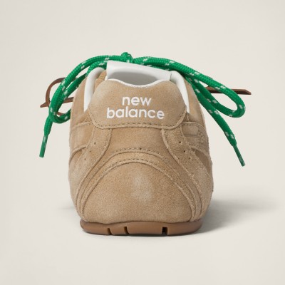 New Balance X Miu Miu 530 Sl Suede Sneakers Ecru MM261137 New Balance X Miu Miu 530 Sl Suede Sneakers Ecru MM261137