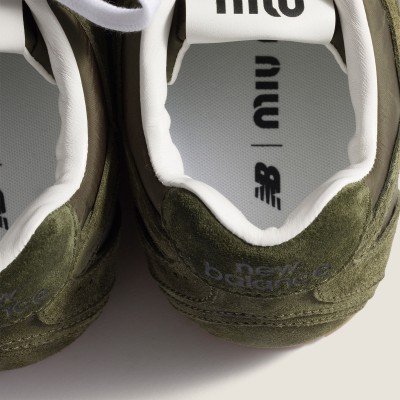 New Balance X Miu Miu 530 Sl Technical Fabric And Suede Sneakers Forest Green MM261141 New Balance X Miu Miu 530 Sl Technical Fabric And Suede Sneakers Forest Green MM261141